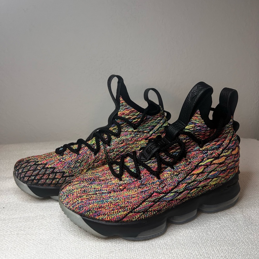 Nike Lebron 15 four horsemen sz kids 7Y